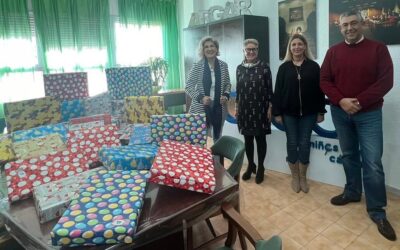 16/12/2023 ENTREGA DE REGALOS DE LOGÍSTICA SOFERVAL S. L. Y MULTISERVICIOS VIRSA S.L.